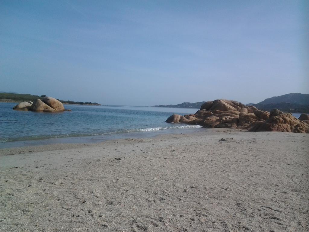 Appartamento Al Mare Vicino Olbia Murta Maria Exterior foto